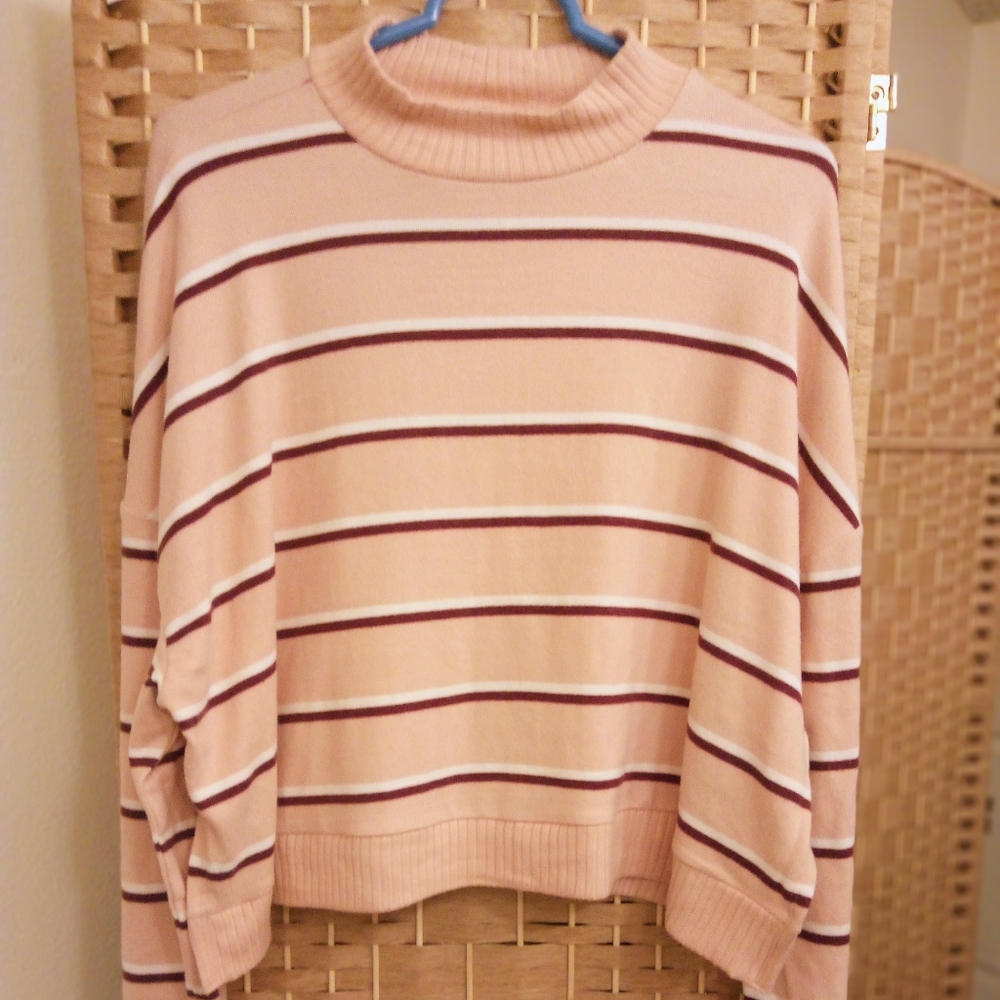Ladies long sleeve mock neck